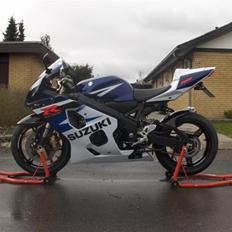 Suzuki GSXR 750 K4 *SOLGT*