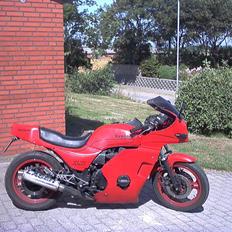 Kawasaki gpz 1100 unitrack