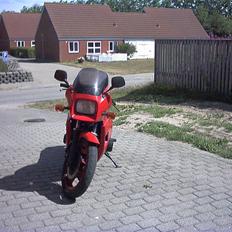 Kawasaki gpz 1100 unitrack