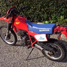 Honda XL 600 R (solgt)