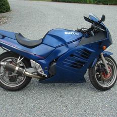 Suzuki RF400R solgt