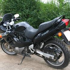 Suzuki GSX750F SOLGT