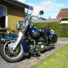 Harley Davidson Electra Glide FLH