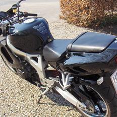 Honda cbr 900 rr