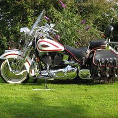 Harley Davidson Heritage Springer sælges