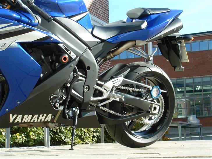 Yamaha R1 billede 2