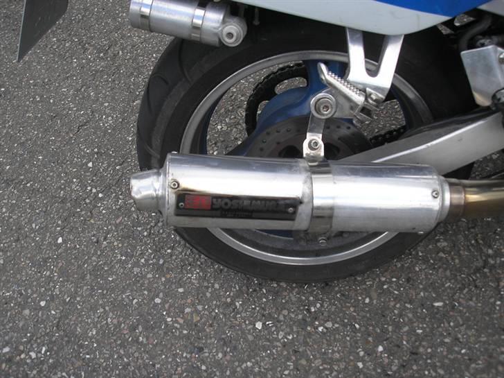 Suzuki GSX-R 750 (solgt) billede 7