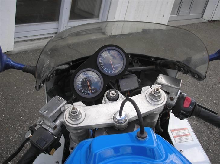 Suzuki GSX-R 750 (solgt) billede 9