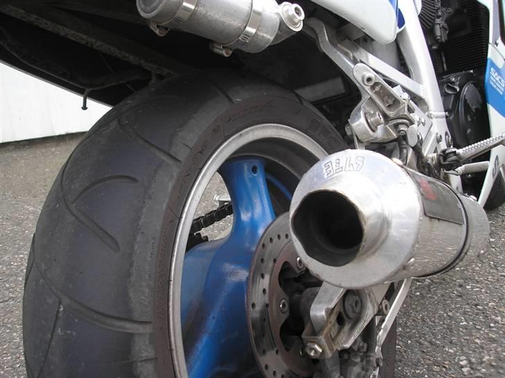 Suzuki GSX-R 750 (solgt) billede 10