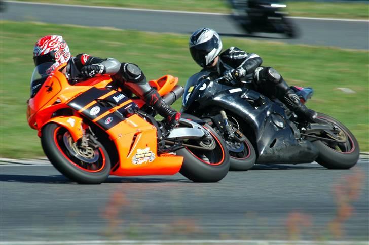 Honda CBR 1000 roadracer billede 3