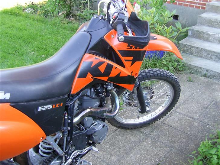 KTM 625 SXC **SOLGT** billede 6