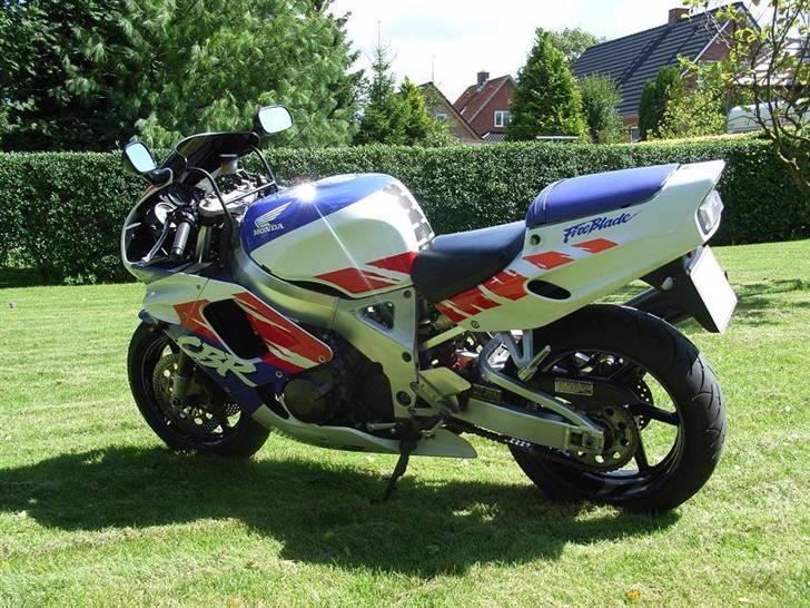 Honda CBR 900 RR (Solgt) Firebl billede 8