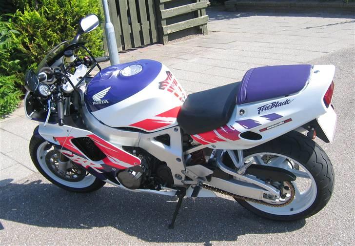 Honda CBR 900 RR FireBlade billede 17