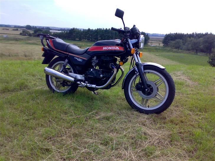 Honda CB 400N   * SOLGT * - Vores egen lille "træf på toppen" - af Galten billede 13