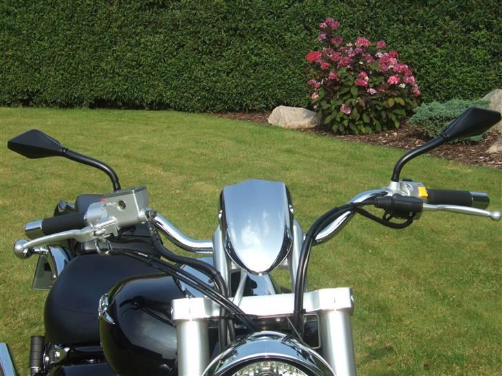 Suzuki m800 SOLGT - sorte spejle billede 16