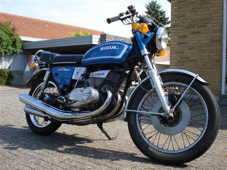 Suzuki GT 380 Solgt billede 8