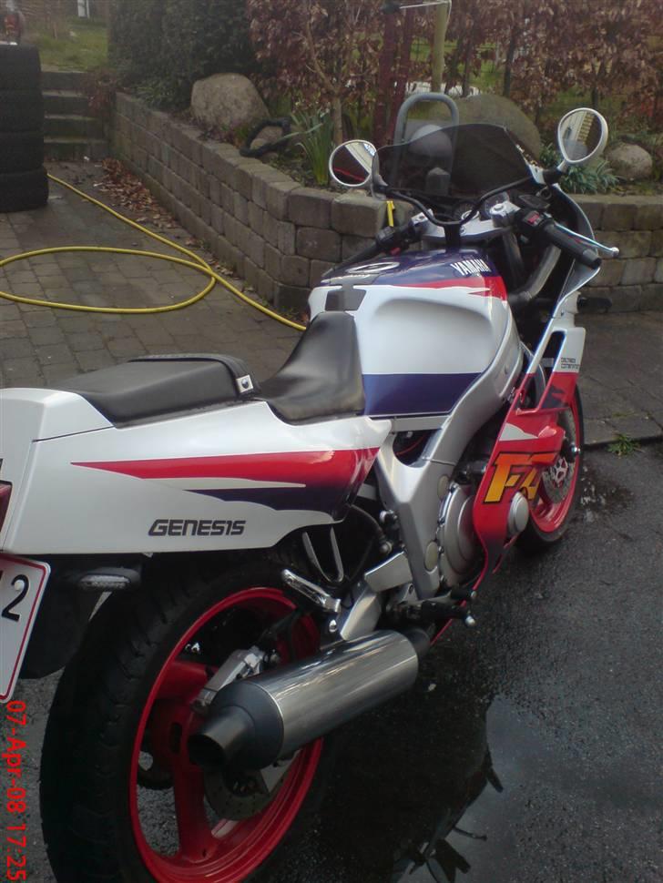 Yamaha fzr  billede 5