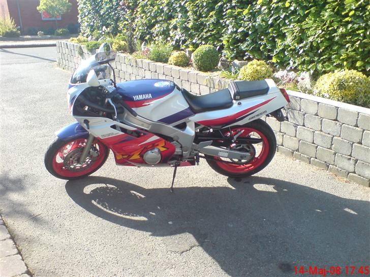 Yamaha fzr  billede 8