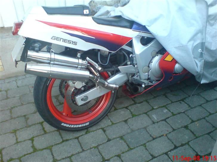 Yamaha fzr  billede 9