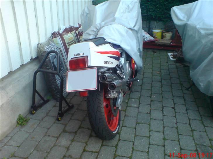 Yamaha fzr  billede 10