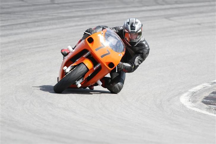 Suzuki GSXR-750R SRAD billede 9