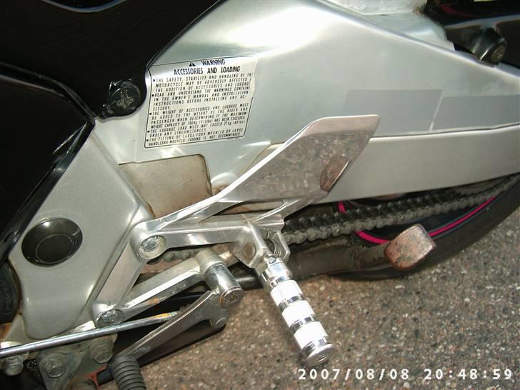 Honda CBR 600 F2   *SOLGT* - elokserede fodhvilere i for - og plader poleret op.. billede 14