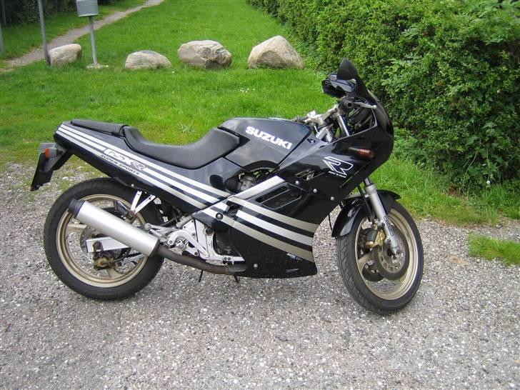 Suzuki GSX-R 250 billede 2