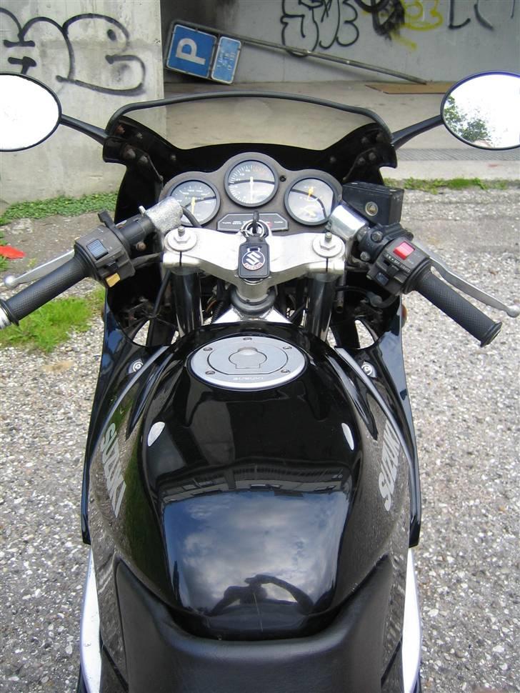 Suzuki GSX-R 250 billede 17