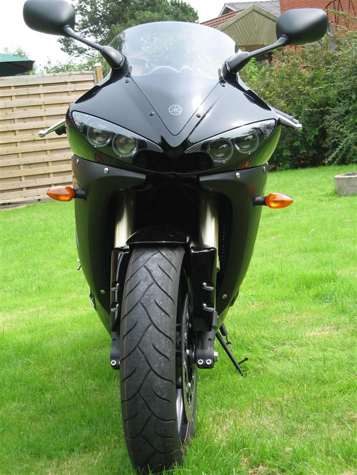 Yamaha R6 billede 10