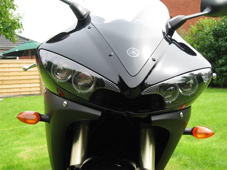 Yamaha R6 billede 13