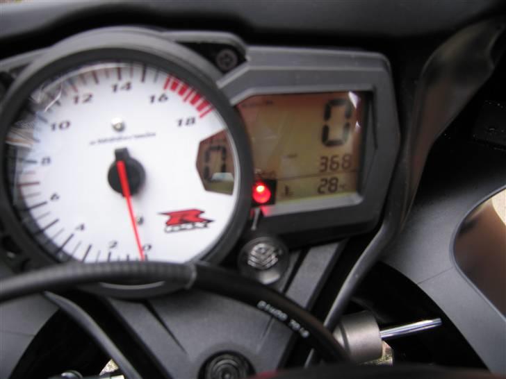 Suzuki gsxr 600 k7 billede 5