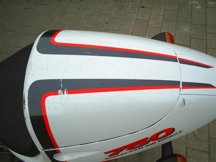 Suzuki GSX-R 750 solgt billede 3