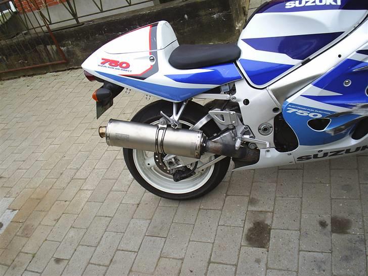 Suzuki GSX-R 750 solgt billede 5