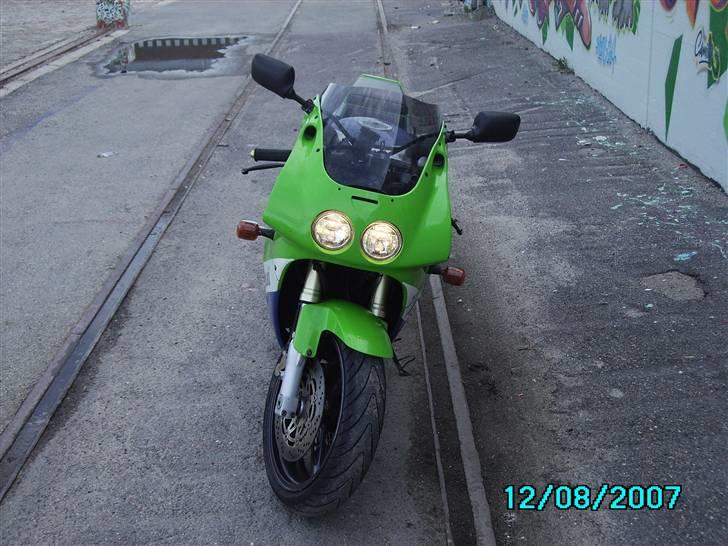 Kawasaki zxr 400 billede 9
