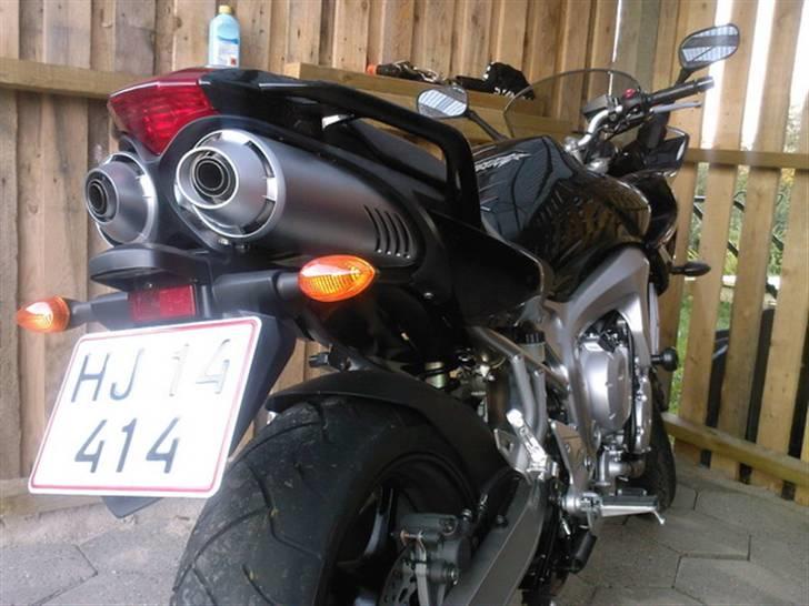 Yamaha FZ6-S FAZER - røven inden mine IXIL kommer på efter 1000 km :D billede 4