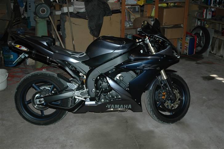 Yamaha R1 billede 13