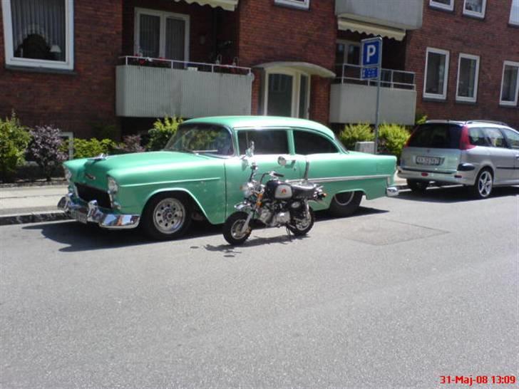Skyteam Gorilla. (King Kong) - Gorilla And Hot Rod. Chevry Beliar 55 billede 9