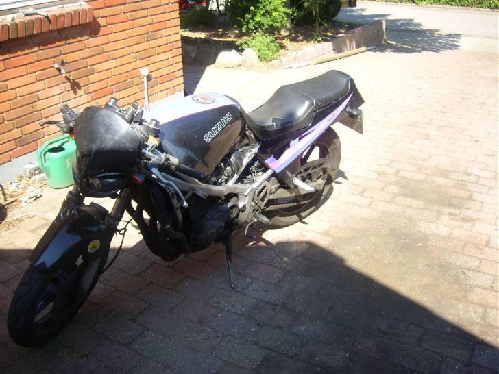 Suzuki Gsx 400 x Tilsalg billede 6
