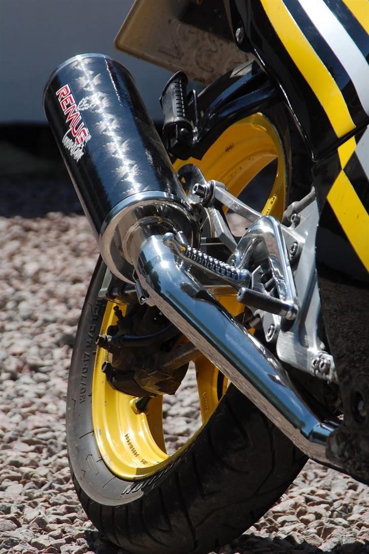 Suzuki GSX-R 250 billede 4