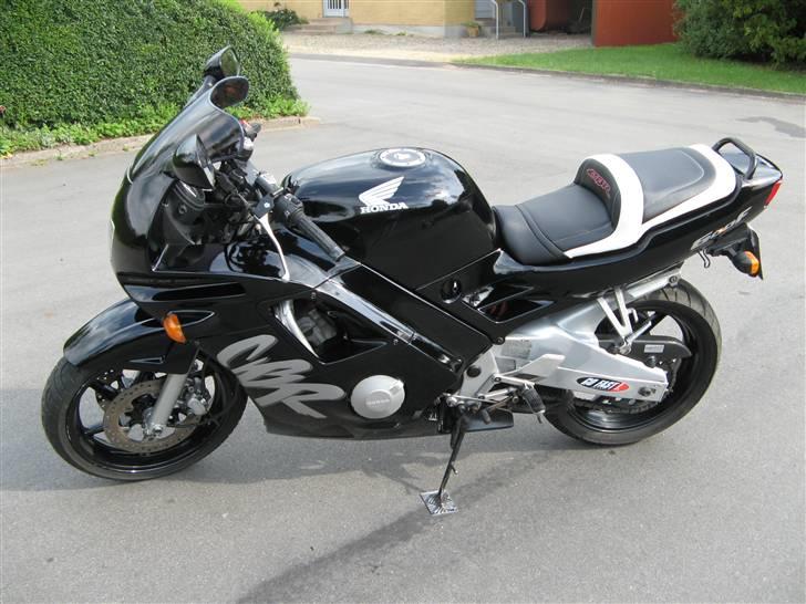 Honda CBR 600 F  billede 3