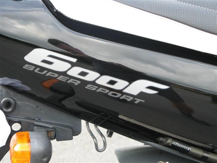 Honda CBR 600 F  billede 6