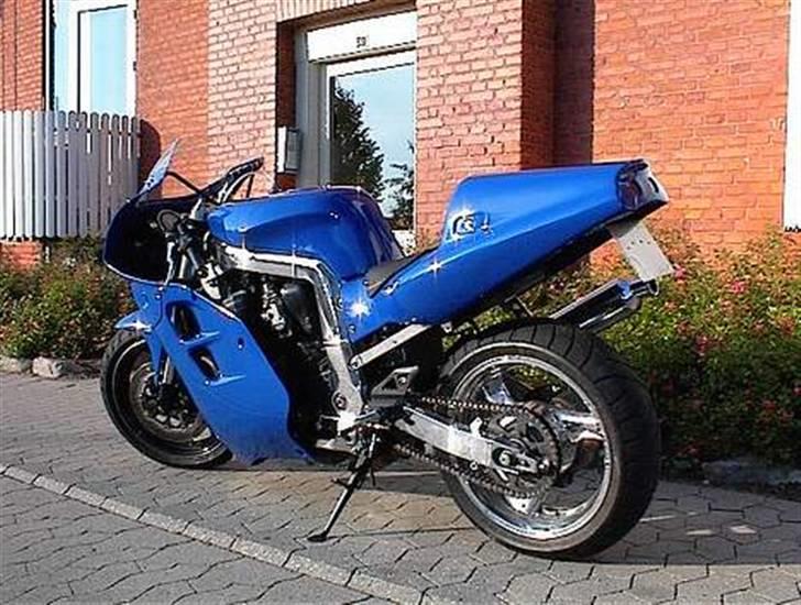 Suzuki gsx-r 750 w *solgt* - før ombygning da gamle ejer havde den billede 7
