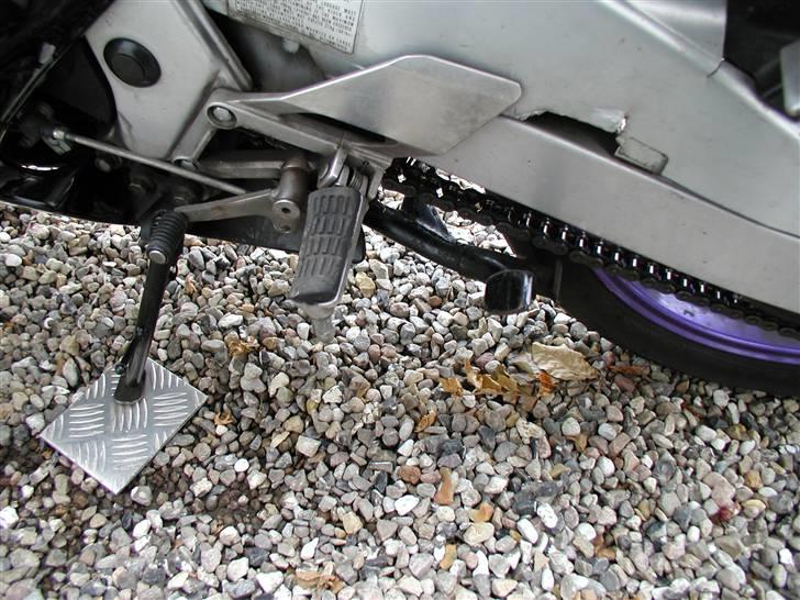 Honda cbr 600 f2 SOLGT - så kom der central-støtteben på billede 13