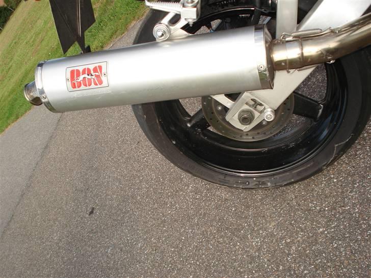 Yamaha R6 *SOLGT* billede 9