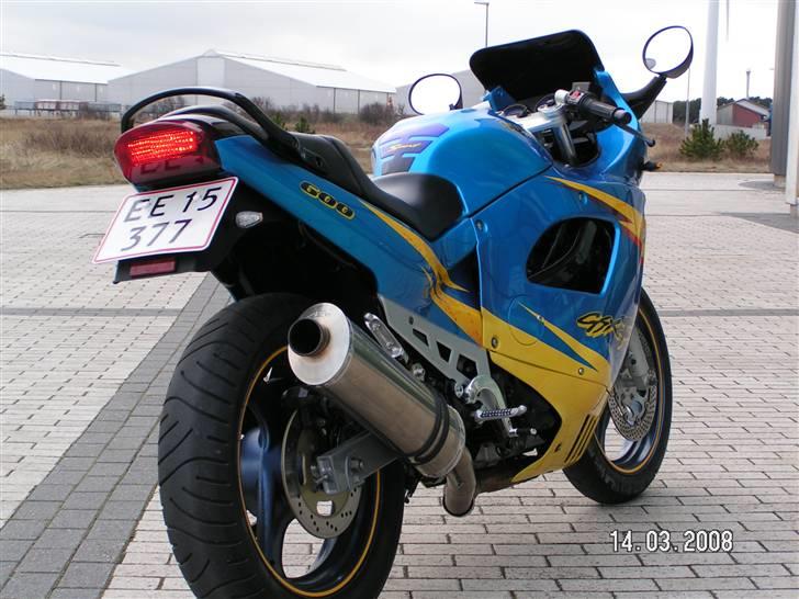 Suzuki gsx600 F 1993 SOLGT billede 2