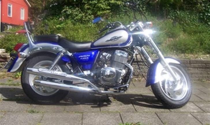 Jinlun 250 JL-5 - kineserne prøver at dække alt med crom, men det ser nu meget godt ud billede 1