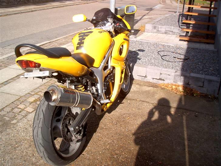 Suzuki SV 650 S *SOLGT* billede 7