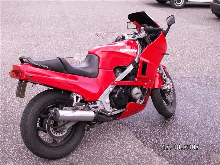 Kawasaki GPZ 600r billede 5