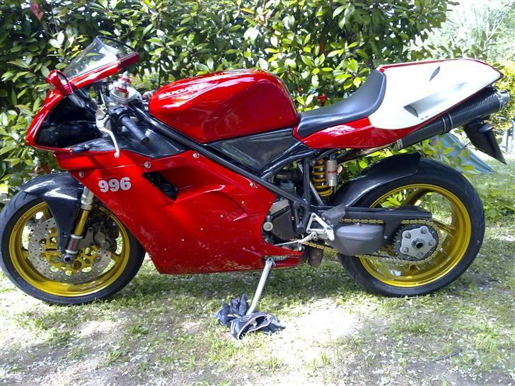 Ducati 748/996 billede 1