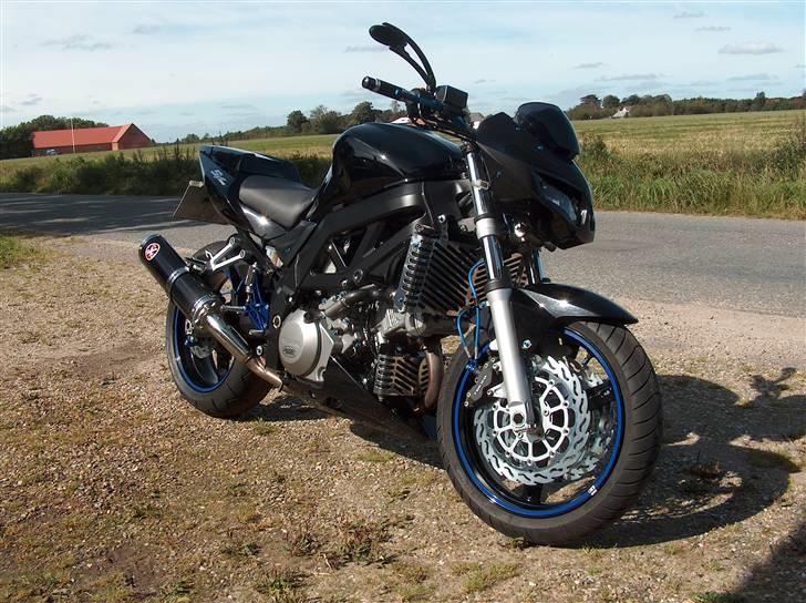 Suzuki SV 1000 N *solgt* ;-( - SV 1000 Naked billede 1